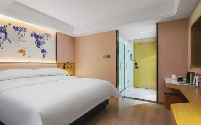 Kyriad Hotel (Xinyang Pingqiao Century Plaza)