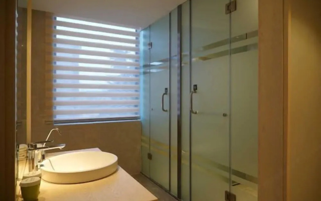 Scenery Hotel