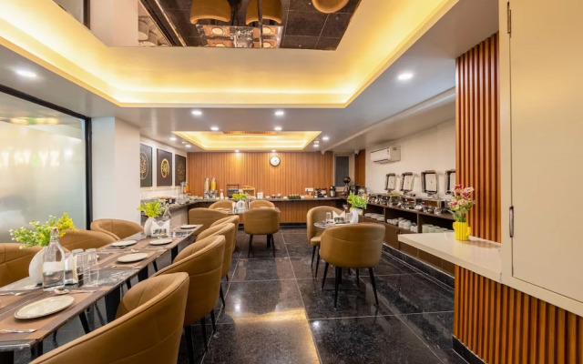 Saltstayz Premier - Paschim Vihar