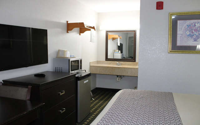 Savannah Inn Savannah I-95 North