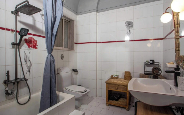 Villa Lilienne - Tranquil Escape With Private Garden Balcony
