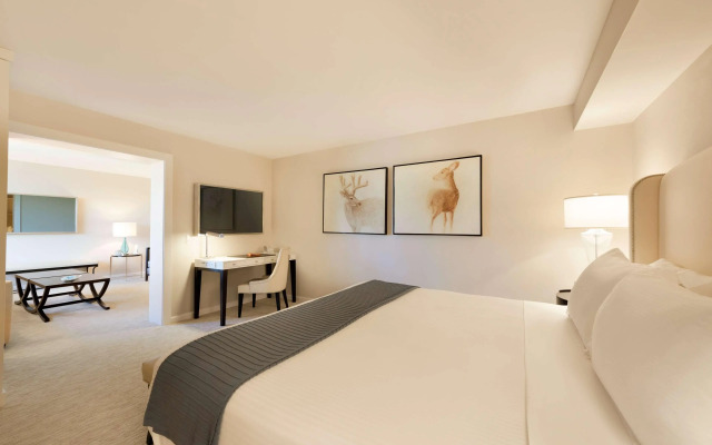 The H Hotel