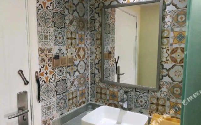 Dacheng Xiaozhu Hotel(Foshan Shunde Qinghui Garden Pedestrian Street)