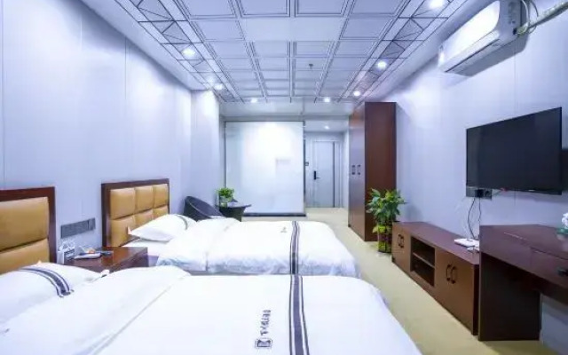Zixing Baichuan Hotel
