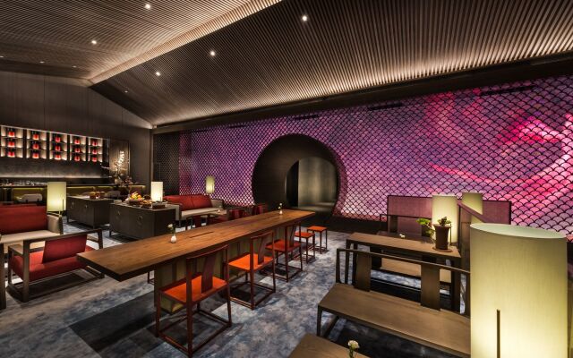 JOYA Shanghai Xujiahui Hotel