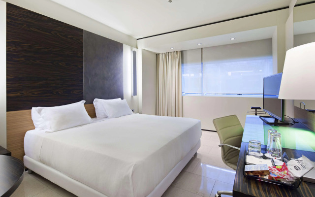 Отель NH Venezia Laguna Palace