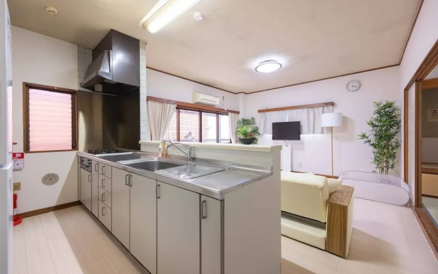 Higashi Komagata Bldg. 2F3F
