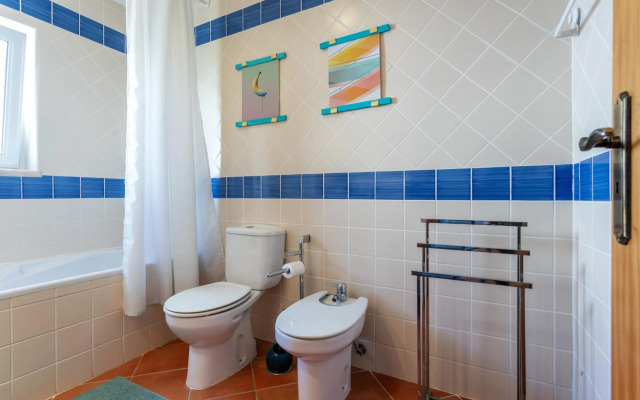 sunny apartment with sea view