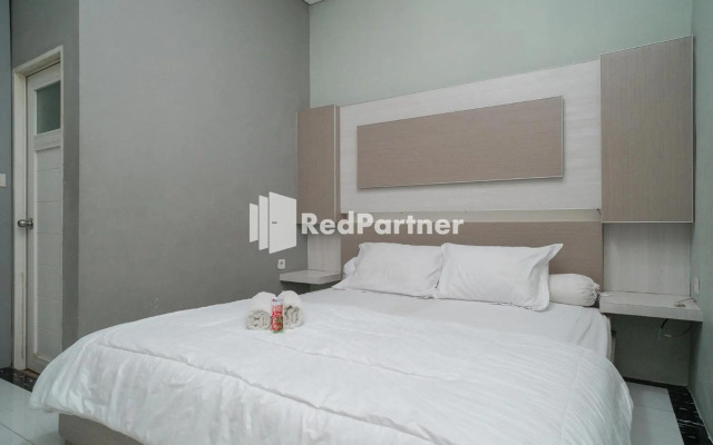 OYO 2248 Yayah Rooms Syariah