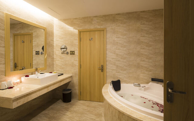 Muong Thanh Luxury Nha Trang Hotel