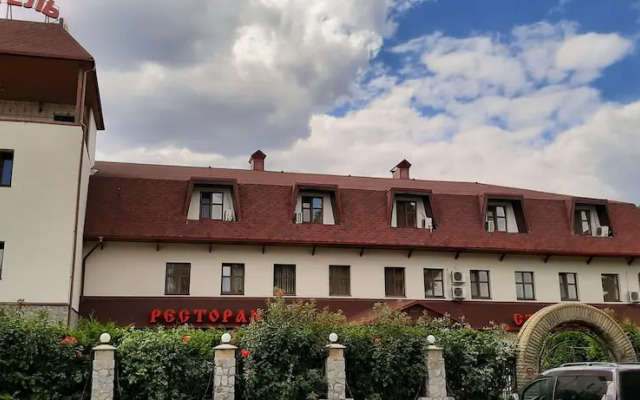 Stara Vezha Hotel