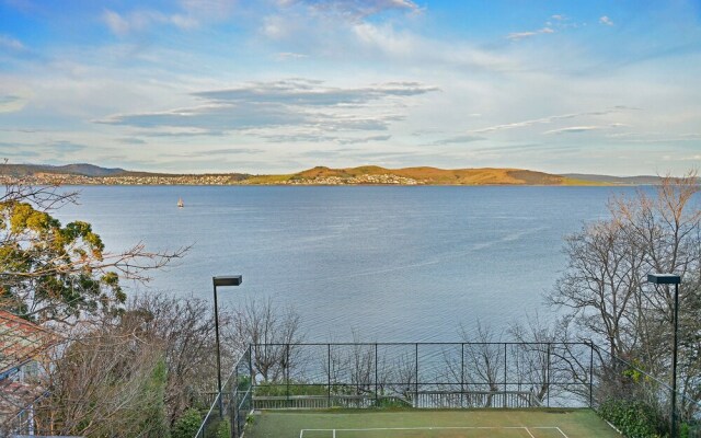 Kylakin on the Derwent River - Rejuvenate Stays