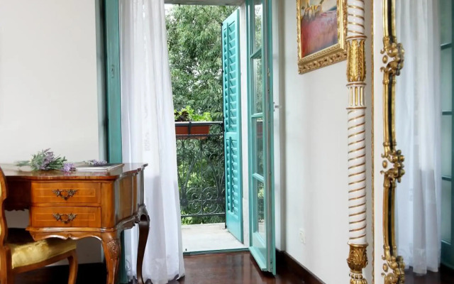 Vela Vrata Hotel