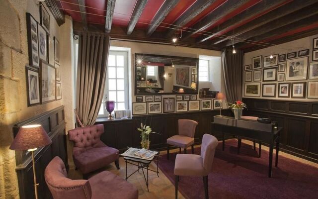 La Maison Des Remparts