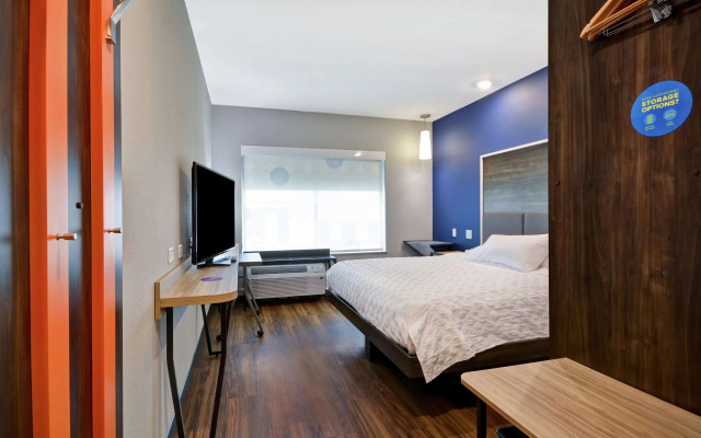 Tru by Hilton Sumter