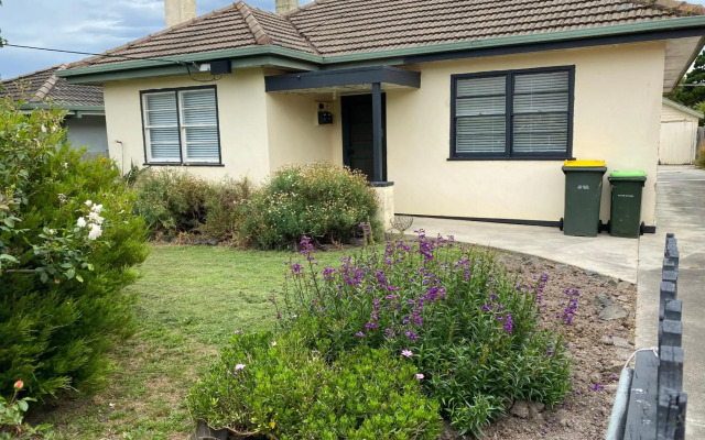 Daisy Cottage on Duke