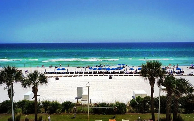 Calypso 305E 291773 by RedAwning