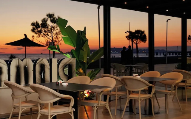 Diamar Suites