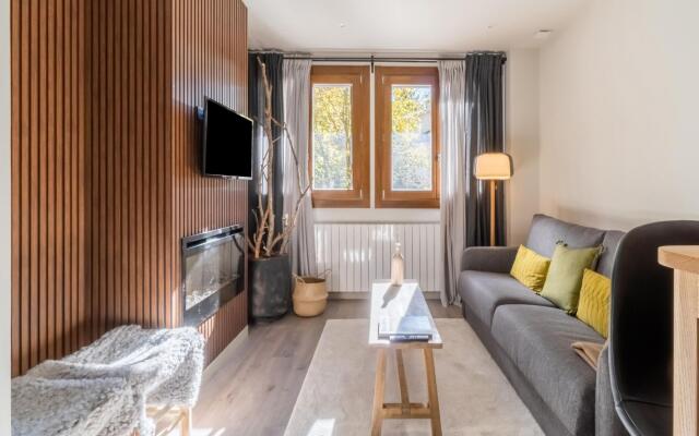 Nice apartment in Benasque with fireplace near Cerler (ski slope)