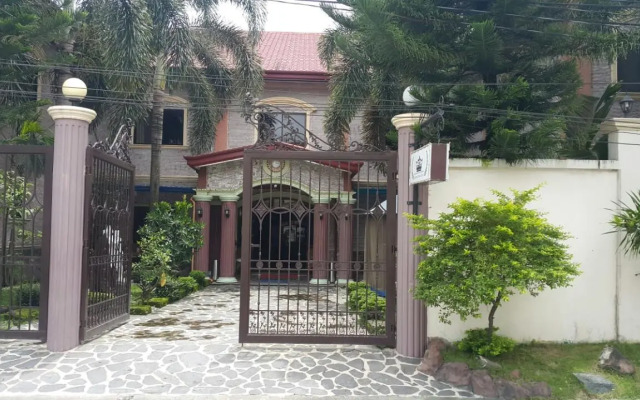 Garden Suite Hotel