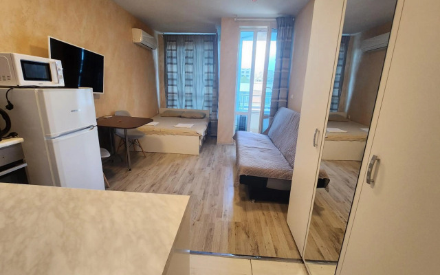 Colonel apartment 844
