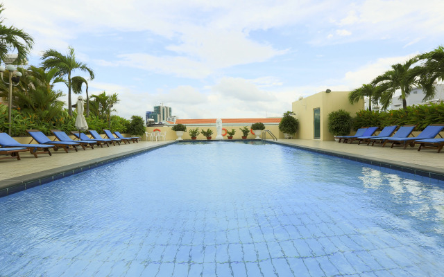Ramana Saigon Hotel