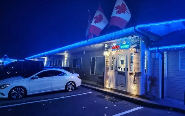 Lucky Strike Motel