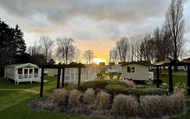 Hopton Lodge Retreat