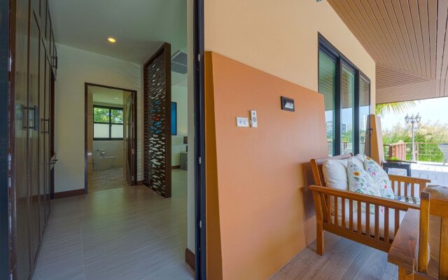 Luxury 5 Bedroom Villa nr to Beach - SRS