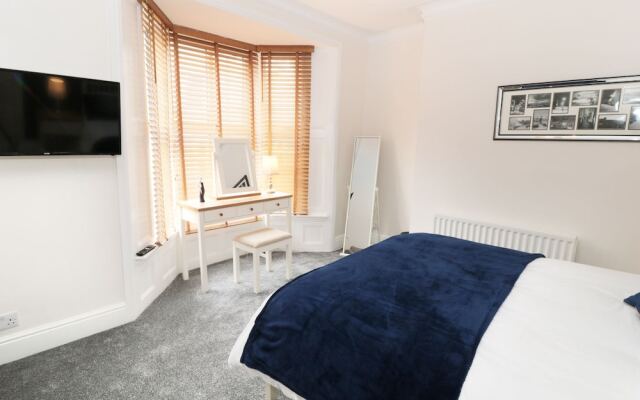 3 George Street, Whitby