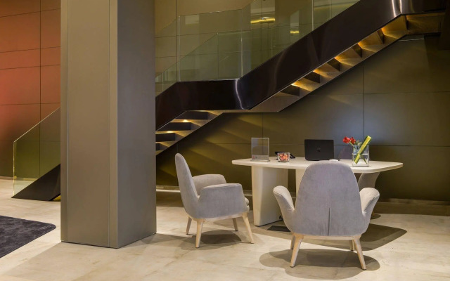 NH Collection Madrid Colón