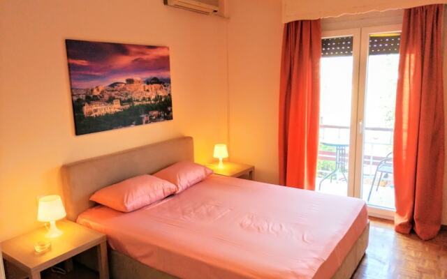 Comfortable Apartment In Acropolis