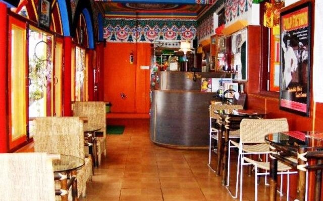 Domas Inn