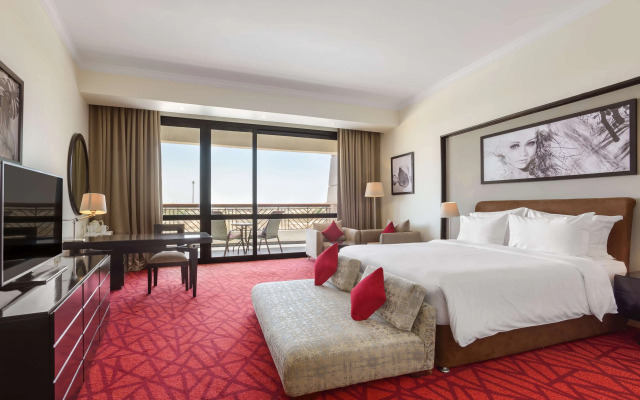 Radisson Blu Hotel & Convention Center, Alexandria