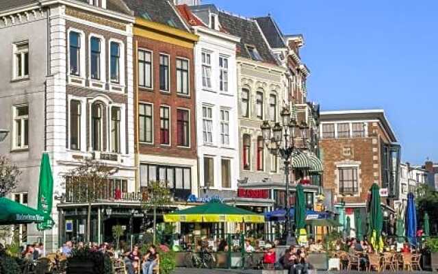 De Lentehof
