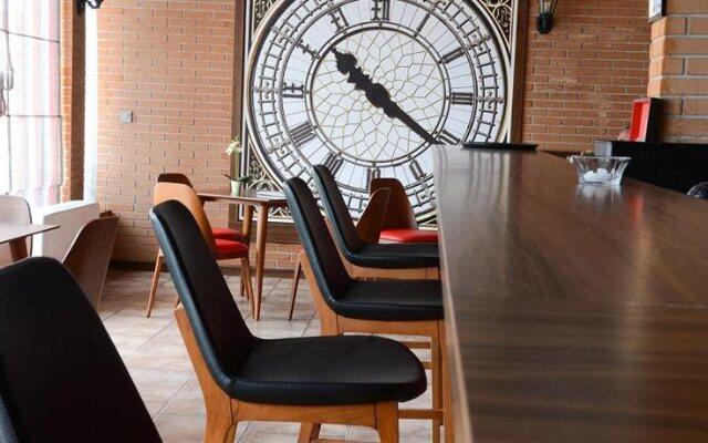 Hotel London
