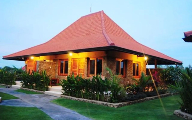 Three Monkeys Villas