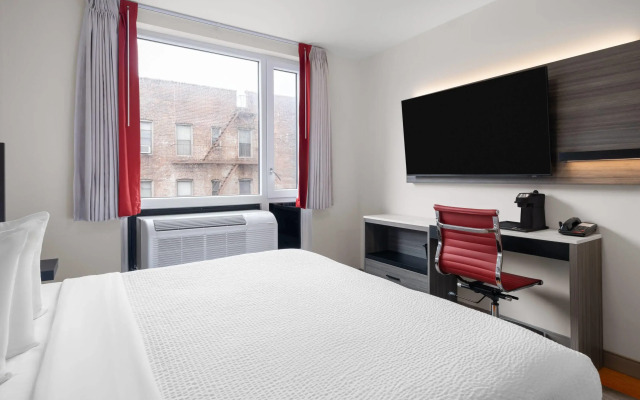 Ramada By Wyndham Brooklyn Near Flatbush