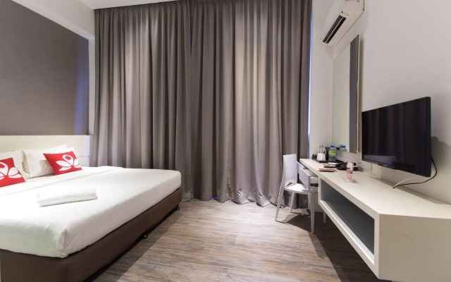 ZEN Rooms Macallum