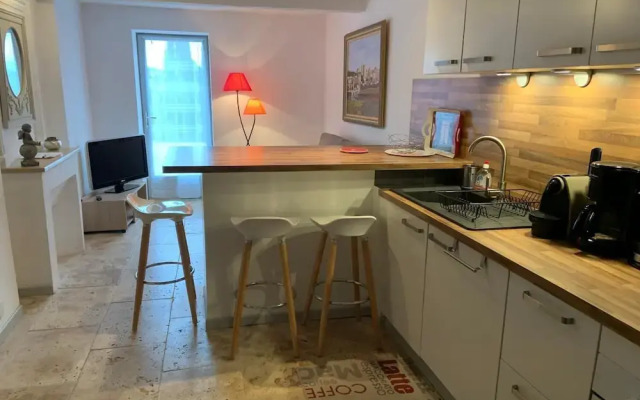 Appt 2 pieces dans Mas provençal