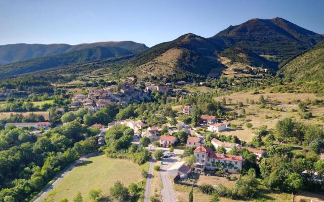 Atypique Detour (Adults Only)