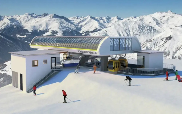 Chalet in Mayrhofen Near Ski Lifts