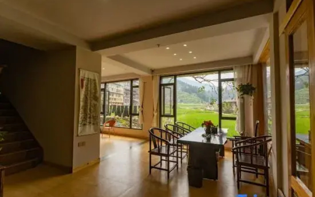 Shanshuimo Homestay (Zhaoxing Dong Village Scenic Area)
