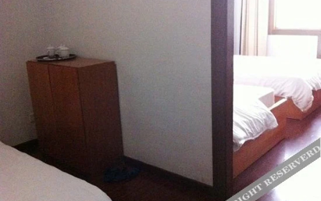 Junyi Chain Hotel (Shanghai Xuefu Road Jinshanwei)