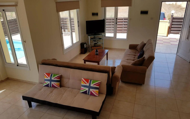 SeaBreeze Villas with Private Pool