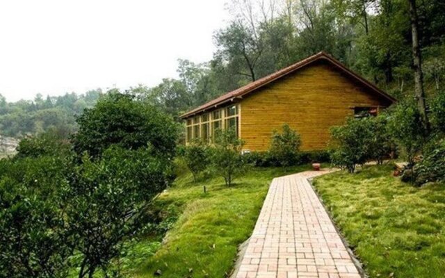 Yichang Changyang North Island Hotel