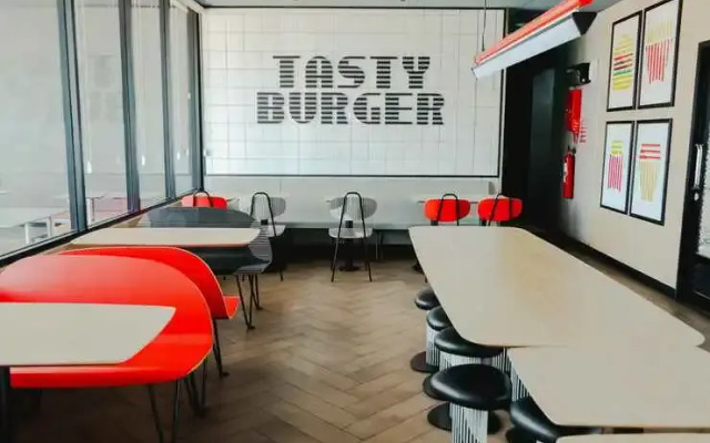 Aurora Rooms Riverdale