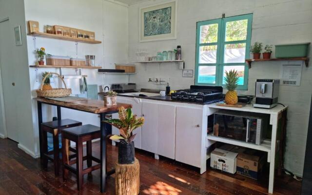 Hermosa Cabaña Caribeña en la Laguna de Bacalar