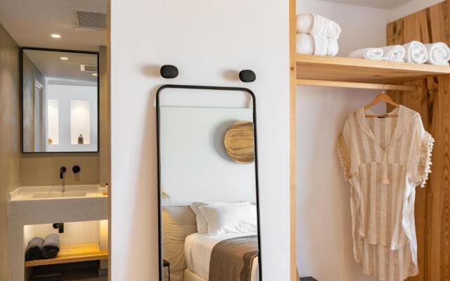 Lemon Suites Santorini