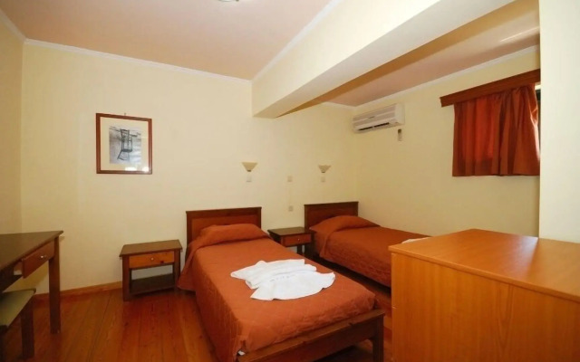 Aloni Suites